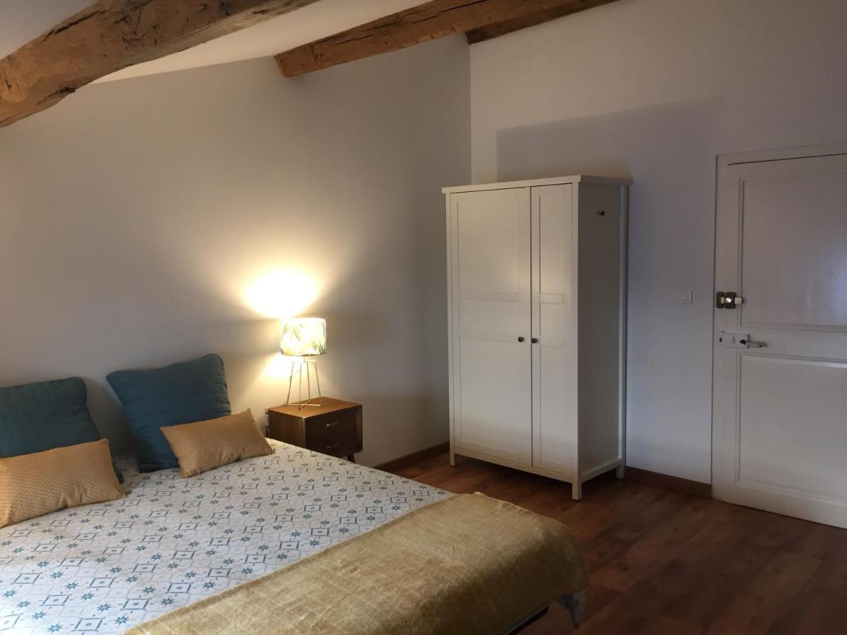 De Charme Et D'Eau Bed & Breakfast Saint-Savinien Екстериор снимка